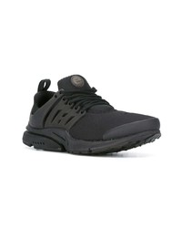 Chaussures de sport noires Nike