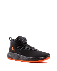 Chaussures de sport noires Jordan