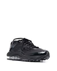 Chaussures de sport noires Nike