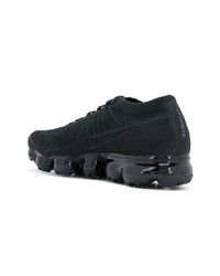 Chaussures de sport noires Nike