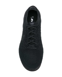 Chaussures de sport noires Nike