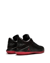 Chaussures de sport noires Jordan