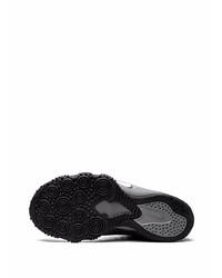 Chaussures de sport noires Nike