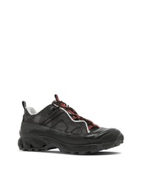 Chaussures de sport noires Burberry