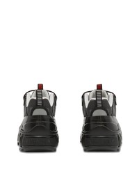 Chaussures de sport noires Burberry