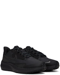 Chaussures de sport noires Nike