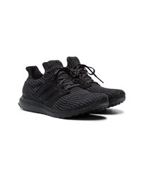 Chaussures de sport noires adidas