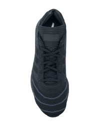 Chaussures de sport noires adidas