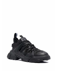 Chaussures de sport noires McQ