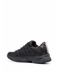 Chaussures de sport noires McQ