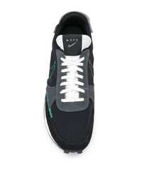 Chaussures de sport noires Nike