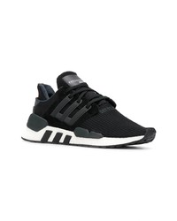 Chaussures de sport noires adidas