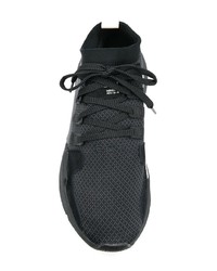Chaussures de sport noires adidas