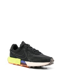 Chaussures de sport noires Nike