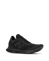 Chaussures de sport noires New Balance