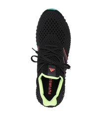 Chaussures de sport noires adidas