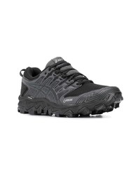 Chaussures de sport noires Asics