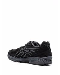 Chaussures de sport noires Asics