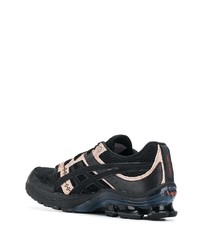 Chaussures de sport noires Asics