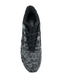 Chaussures de sport noires Asics