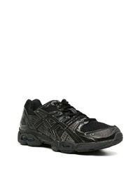 Chaussures de sport noires Asics