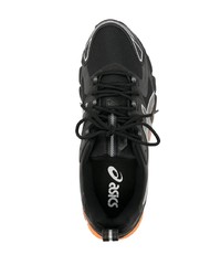 Chaussures de sport noires Asics