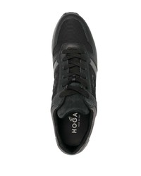 Chaussures de sport noires Hogan