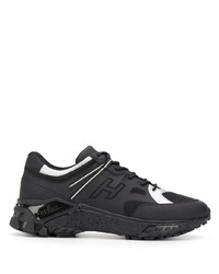 Chaussures de sport noires Hogan