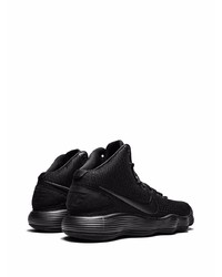 Chaussures de sport noires Nike