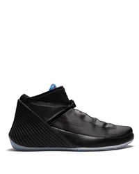 Chaussures de sport noires Jordan