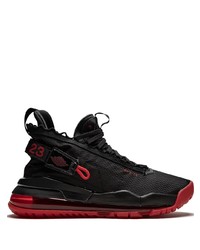 Chaussures de sport noires Jordan