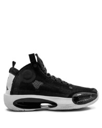 Chaussures de sport noires Jordan