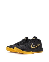 Chaussures de sport noires Nike