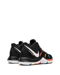 Chaussures de sport noires Nike