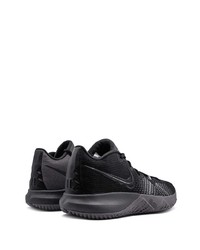 Chaussures de sport noires Nike