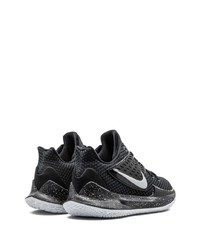 Chaussures de sport noires Nike