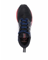 Chaussures de sport noires Asics