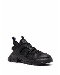 Chaussures de sport noires McQ