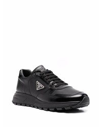 Chaussures de sport noires Prada