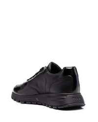 Chaussures de sport noires Prada