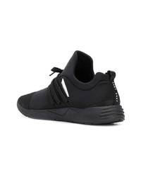 Chaussures de sport noires Arkk