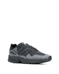 Chaussures de sport noires adidas