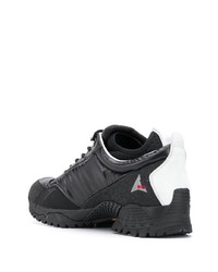 Chaussures de sport noires Roa