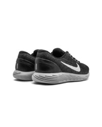 Chaussures de sport noires Nike