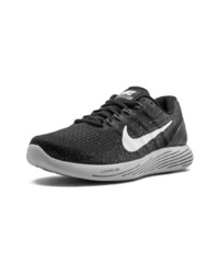 Chaussures de sport noires Nike