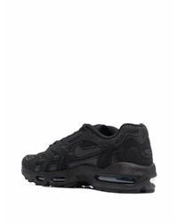 Chaussures de sport noires Nike