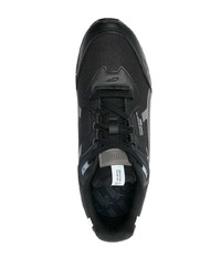 Chaussures de sport noires Puma