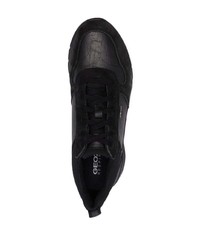 Chaussures de sport noires Geox