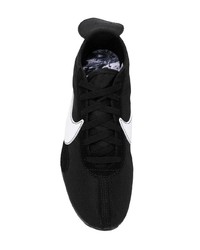 Chaussures de sport noires Nike