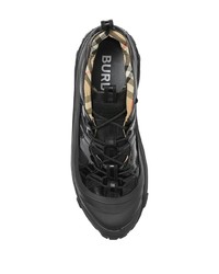 Chaussures de sport noires Burberry